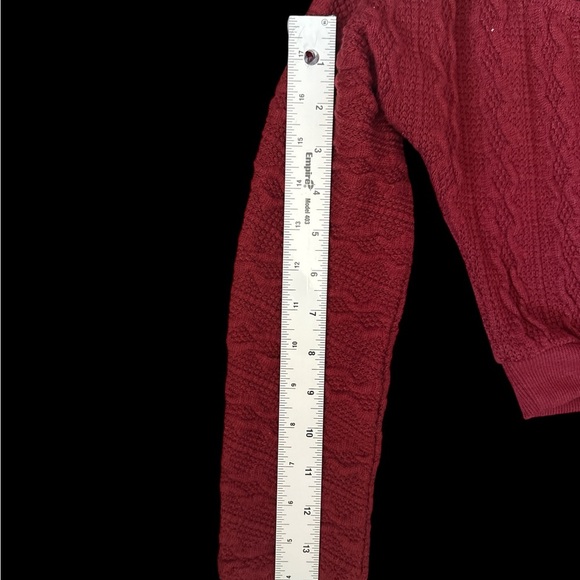 Chic Red Off-Shoulder Knit Top - Picture 3 of 4